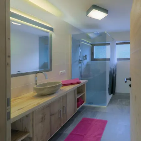 Berghof Zillertal Lägenhet