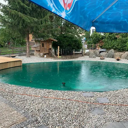 Berghof Zillertal Apartament Fügen