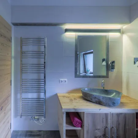 Berghof Zillertal شقة *